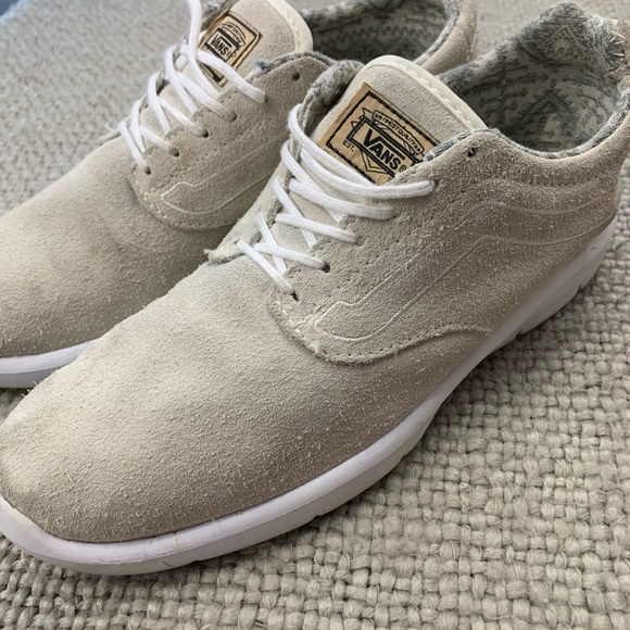 Vans suede lace up sneaker - Picture 7 of 8